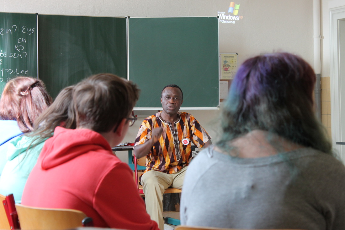  Im Rahmen des Projektes Harz Global besucht Mark Kofi Asamoah aus Ghana die 7ten Klassen